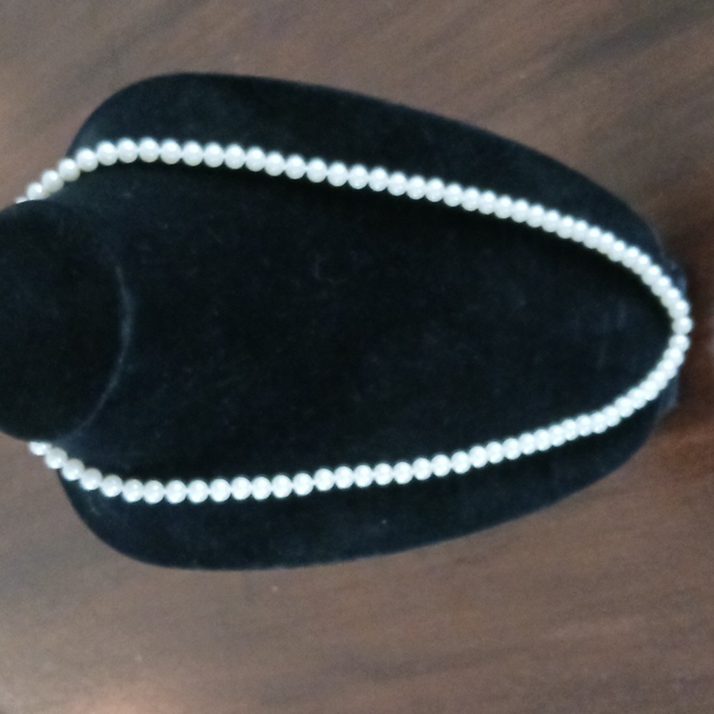Classic Faux Pearl Necklace 28" Goldtone Clasp